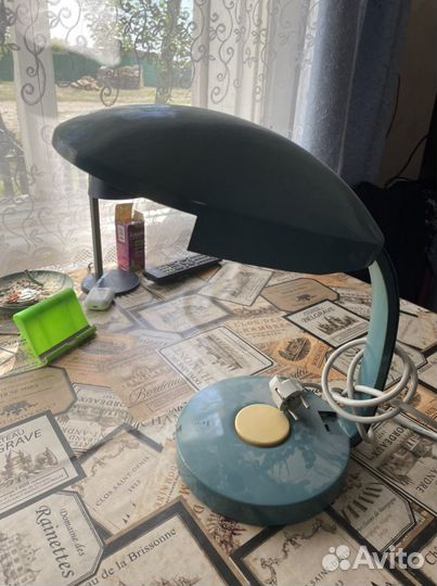 Лампа настольная