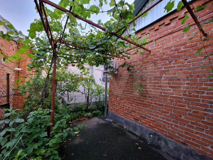 Дом 65 м² на участке 1 сот.