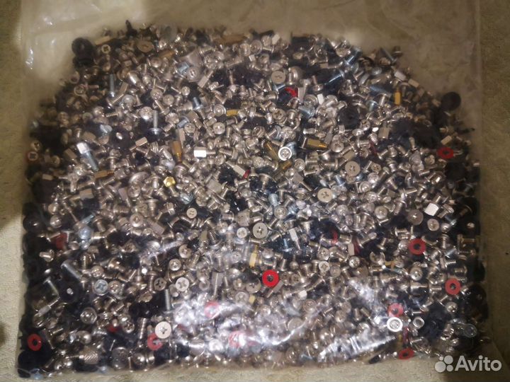 Компьютерные болты,винты,крепления