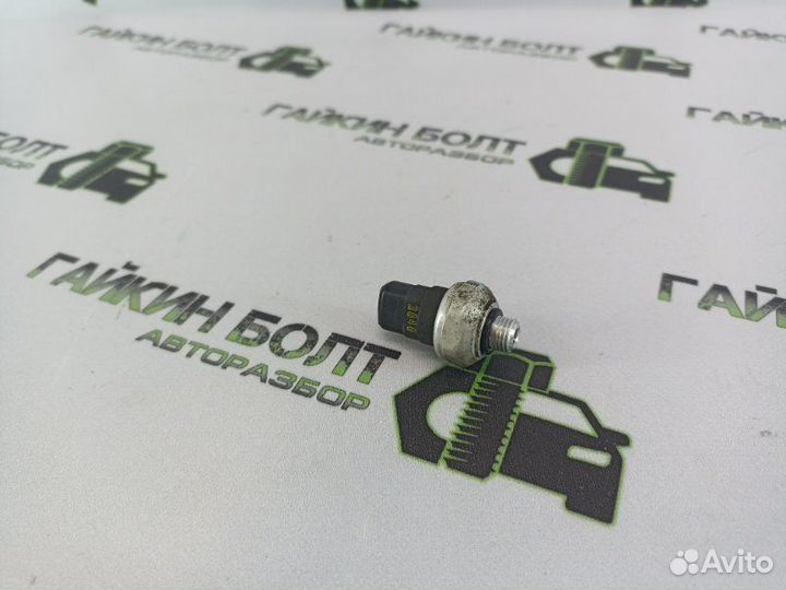 Датчик давления компрессора кондиционера Chevrolet