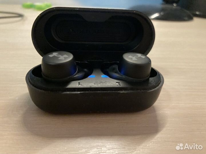 Блютуз наушники jbl steak