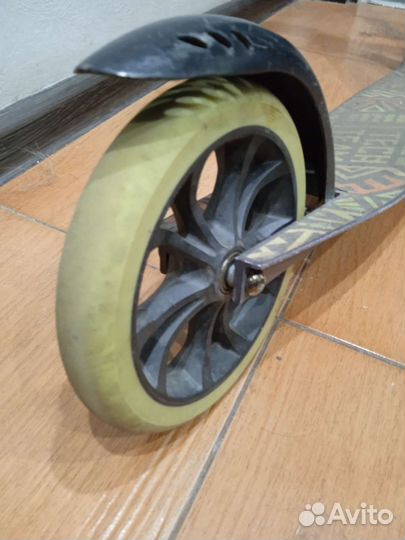 Самокат с большими колёсами