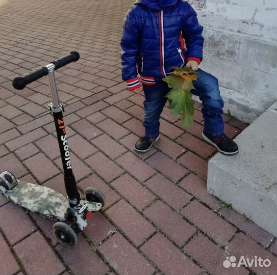 Самокат детский со светящимися колесами Scooter