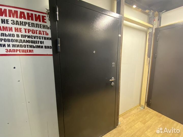 Дверь входная металлическая