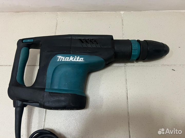 Молоток отбойный makita HM1203c