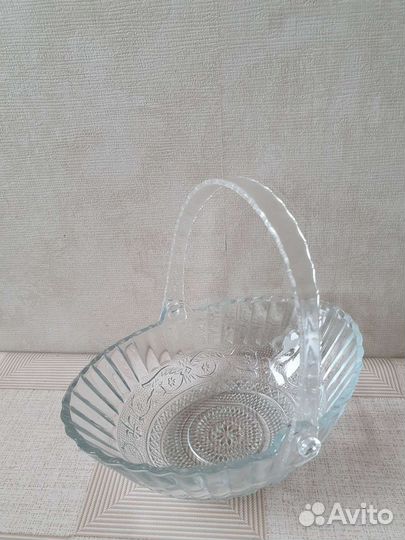 Конфетница, тарелки, бокалы времен СССР