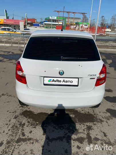 Skoda Fabia 1.6 AT, 2011, 177 000 км