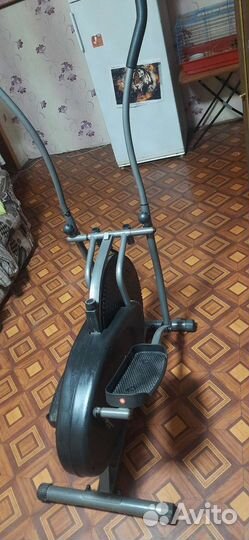 Эллиптический тренажер