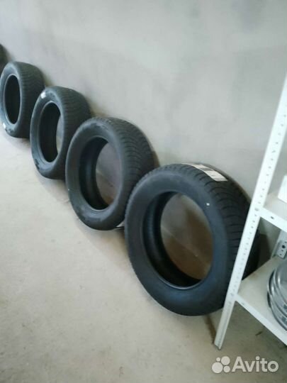 Pirelli Chrono 2 225/60 R18