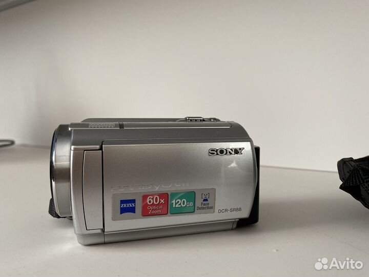 Зеркальный фотоаппарат Canon видеокамера Sony