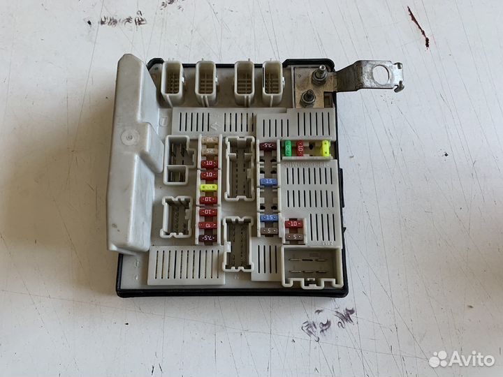 Блок предохранителей Renault Megane 2 / Scenic 2