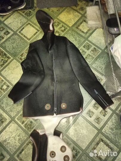 Новый водолазный костюм 52 р., 