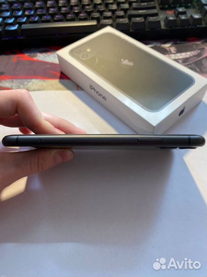 iPhone 11, 128 ГБ