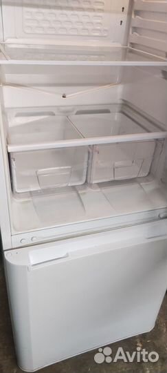 Холодильник Indesit NBM420