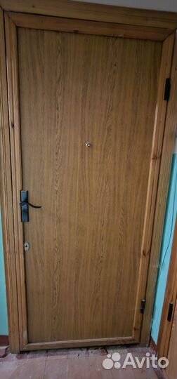 Дверь входная металлическая