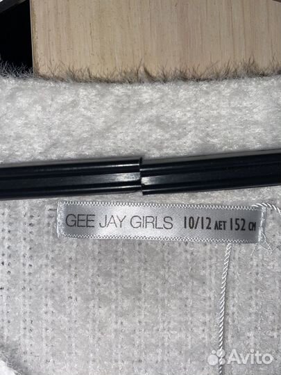 Кофта вязаная