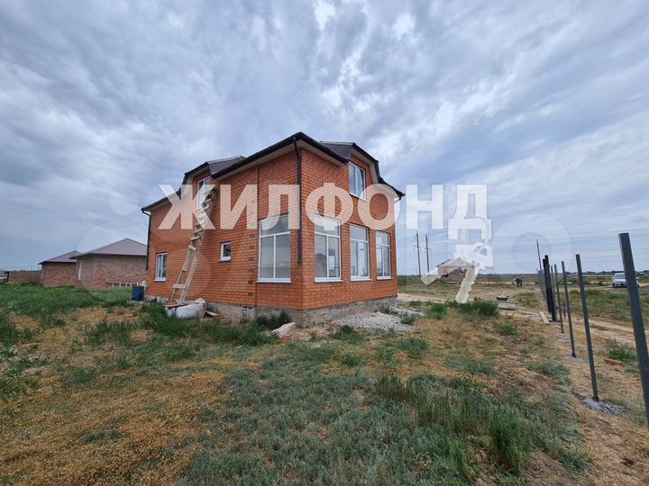 Дом 135 м² на участке 5 сот.