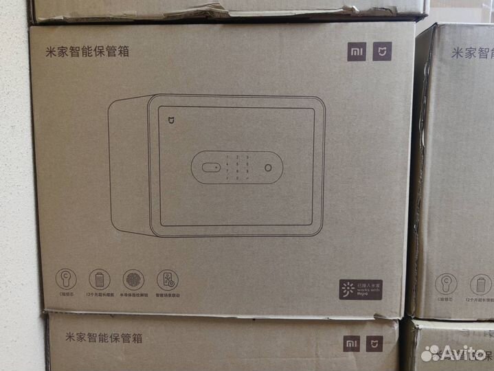 Умный сейф Xiaomi BGX-5X1-3001 Mi Smart Safe Box