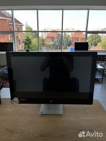 Моноблок HP Pavilion 27