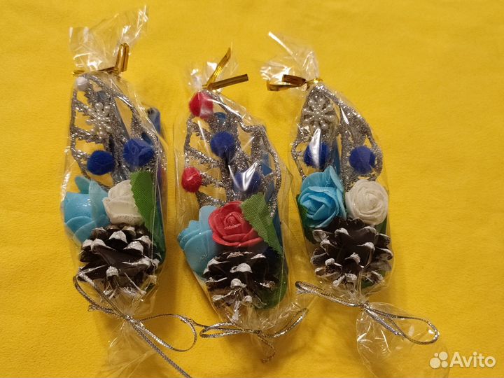 Новогодние игрушки ручной работы. Поделка