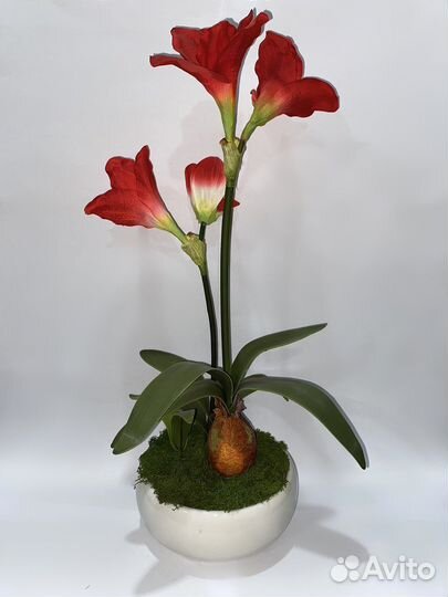 Декоративный цветок 