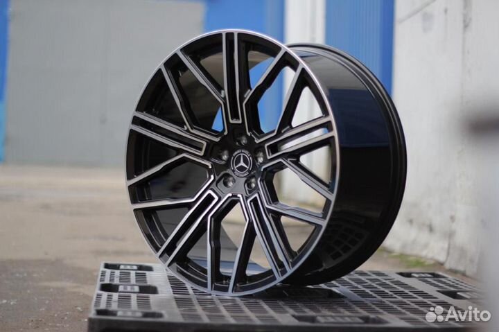 Кованые диски R23 на Mercedes GLS