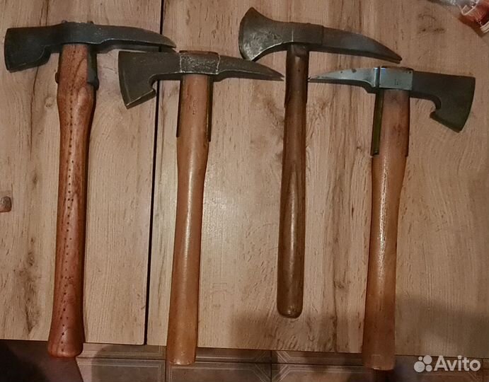 Топоры пожарные, траншейный