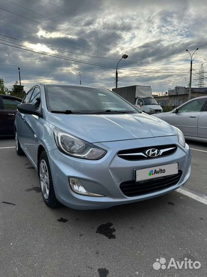 Hyundai Solaris 1.6 AT, 2011, 95 500 км