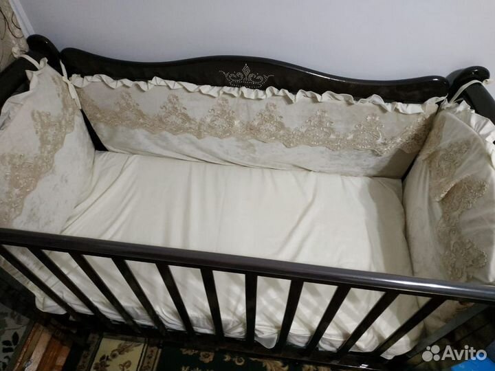 Детская кроватка