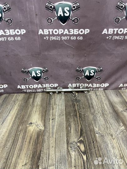 Mercedes GLA M270 E20 Топливная рампа