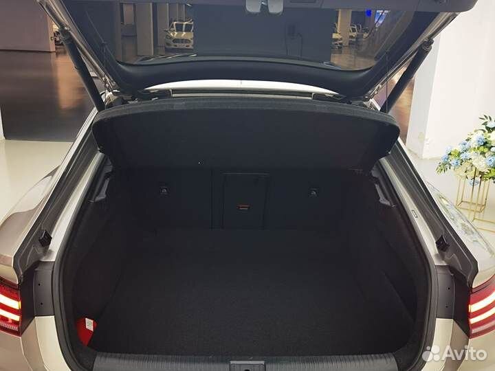 Volkswagen Arteon 2.0 AMT, 2020, 30 000 км