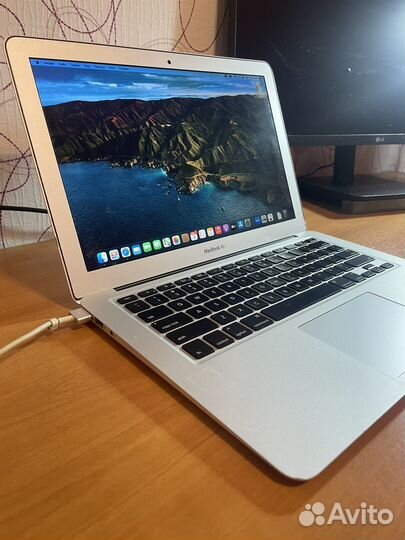 Apple MacBook Air 13 early 2014