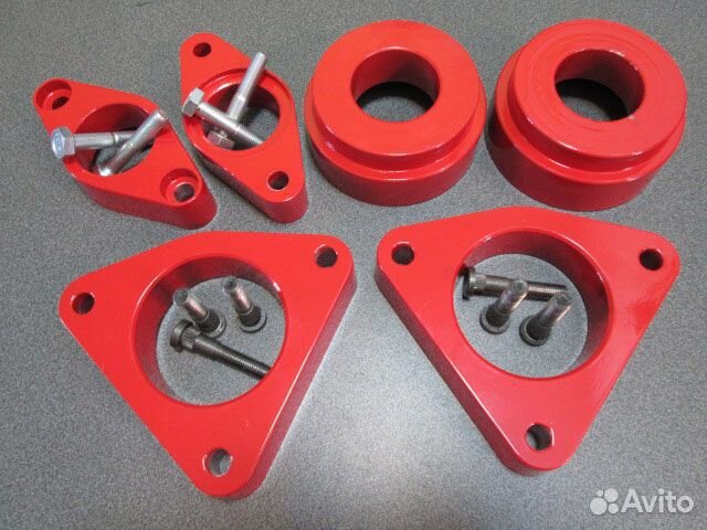 Проставки-вот решение -поднять ваше авто