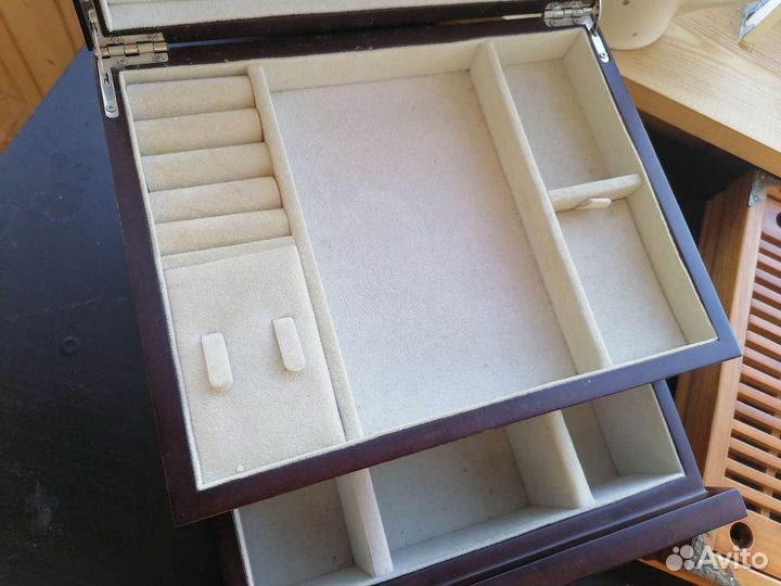 Шкатулка для украшений натуральное дерево б/у