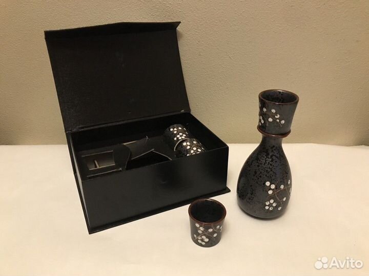 Набор для саке на 4-е персоны