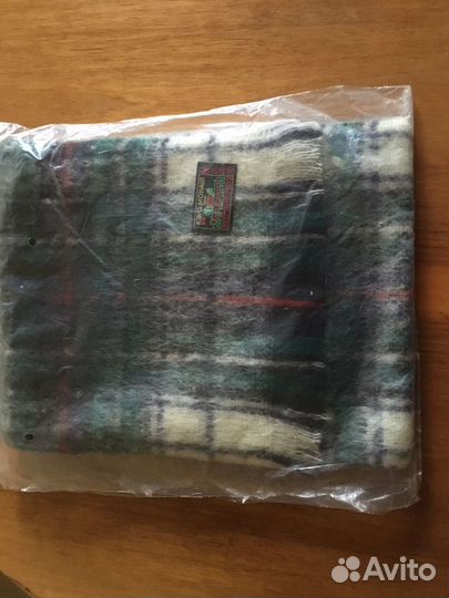 Шарфы шерстяные