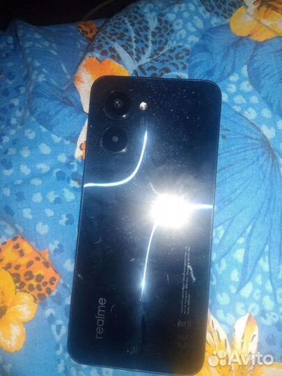 Продаю телефон