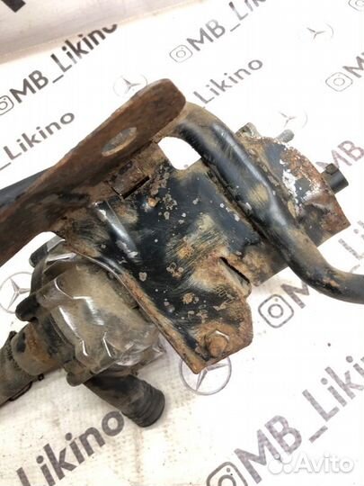 Дополнительный водяной насос Mercedes Ml W164