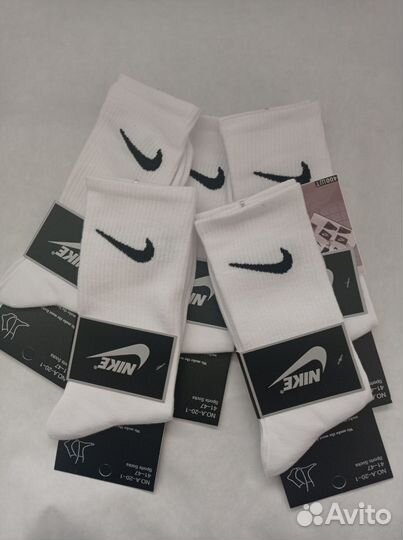 Носки nike белые высокие