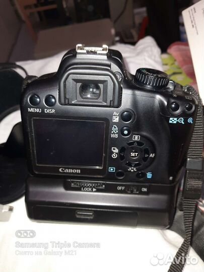 Зеркальный фотоаппарат canon 1000D