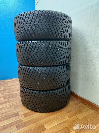 Goodyear UltraGrip Ice Arctic SUV 275/45 R20