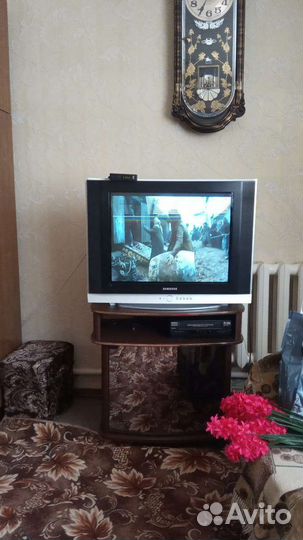 Тумба под тв