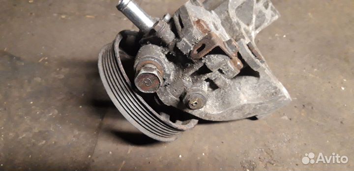 Насос гур mitsubishi outlander xl