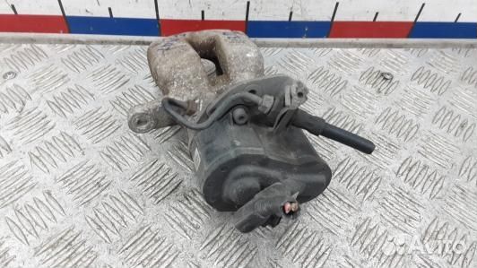 Суппорт тормозной задний правый volkswagen passat