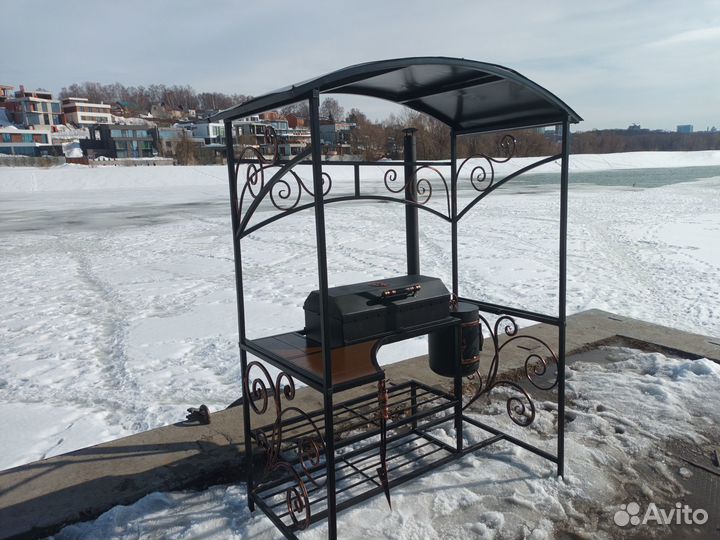 Мангал с крышей от производителя