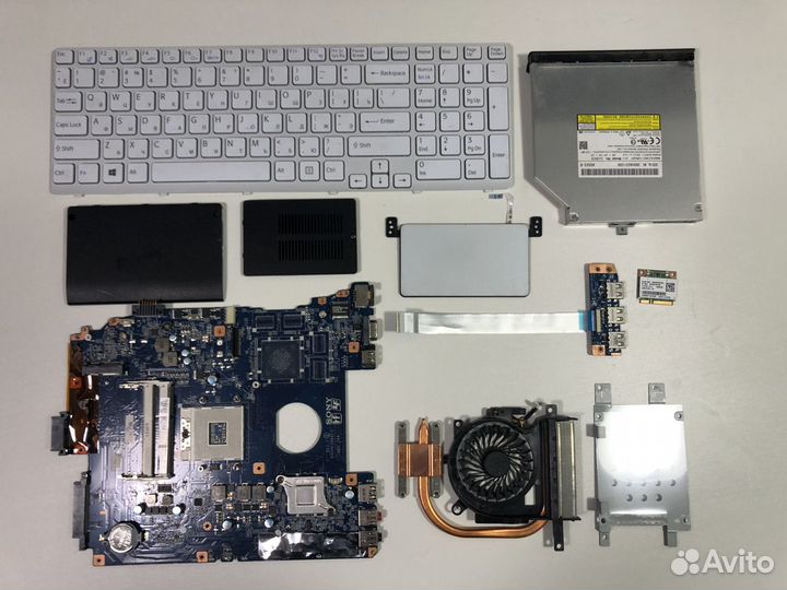 Sony SVE1513P1RW на запчасти