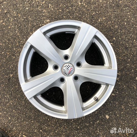 Литые диски R16 5x114.3 д977