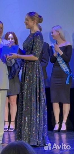Вечернее платье