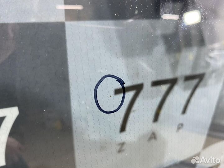 Стекло лобовое Toyota RAV4 IV (XA40) 12-19 Новое О