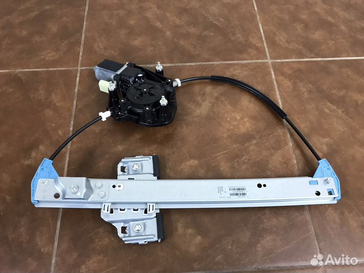 Стеклоподьемник задний Лада Веста